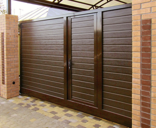 Ворота с калиткой в Курганинске