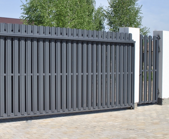 Ворота из штакетника в Курганинске