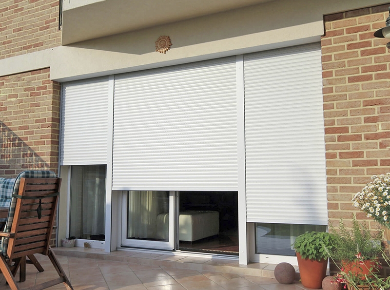 На двери в Курганинске